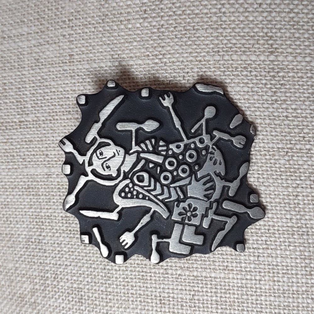 Vintage 2000 Alice Seely "Flight To Freedom" Pewter Brooch